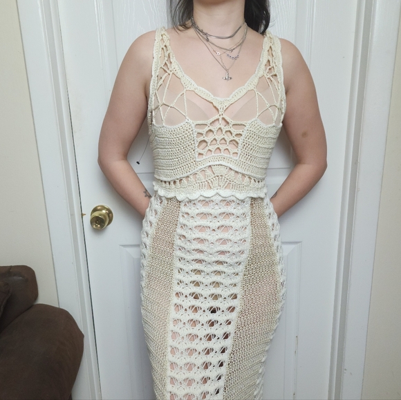ZARA Limited Edition Crochet Maxi Dress - Picture 10 of 10